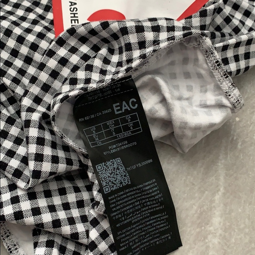 Guess Bodysuit - Picture 3 of 3